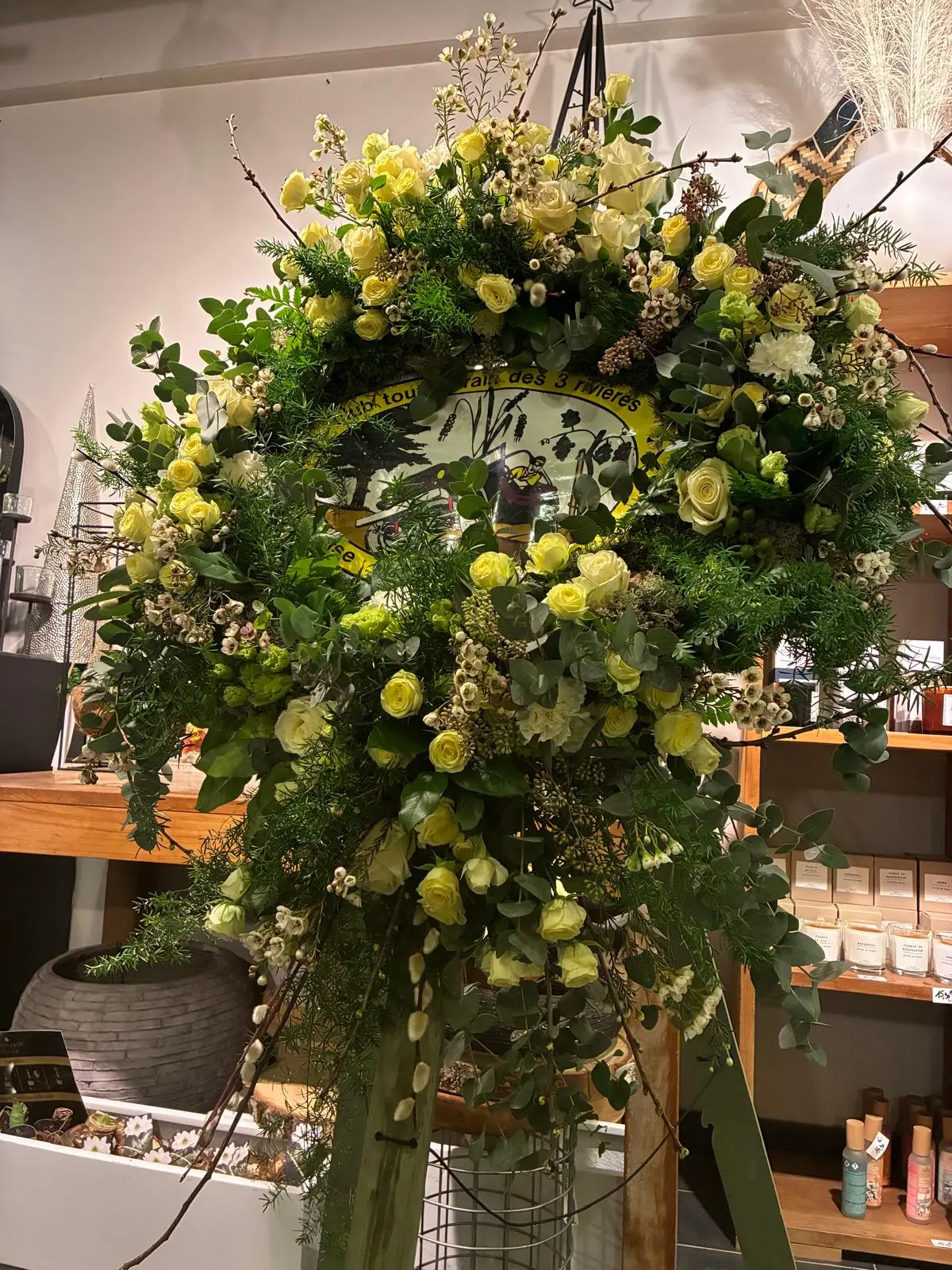 Couronne funéraire - fleuriste Coucy-le-Château Olivier Brouillard